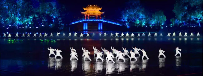 Hòn đảo “không ngủ” đầu tiên ở Việt Nam ảnh 4 Hòn đảo “không ngủ” đầu tiên ở Việt Nam ảnh 4