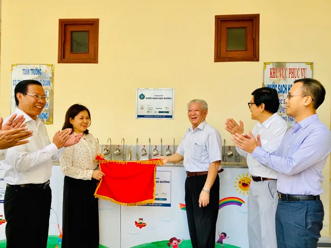 Niềm vui “Nước sạch học đường” trước thềm năm mới tại huyện Bình Đại, Bến Tre ảnh 1 Niềm vui “Nước sạch học đường” trước thềm năm mới tại huyện Bình Đại, Bến Tre ảnh 1