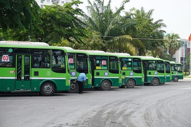 Hôm nay 4-5, xe buýt hoạt động trở lại