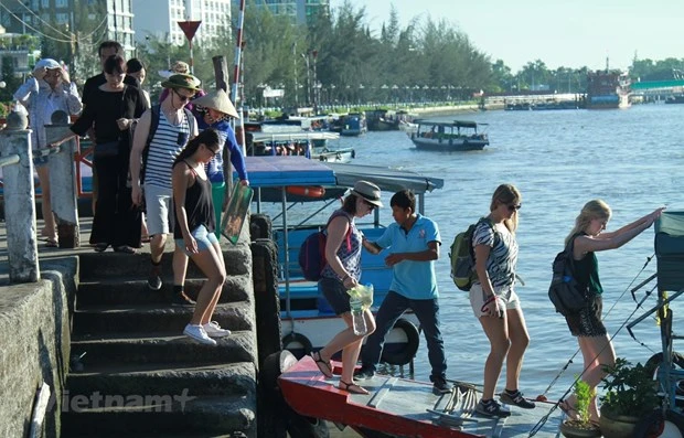 Bến Ninh Kiều, Cần Thơ thời điểm chưa có dịch COVID-19. (Ảnh: Mai Mai/Vietnam+)