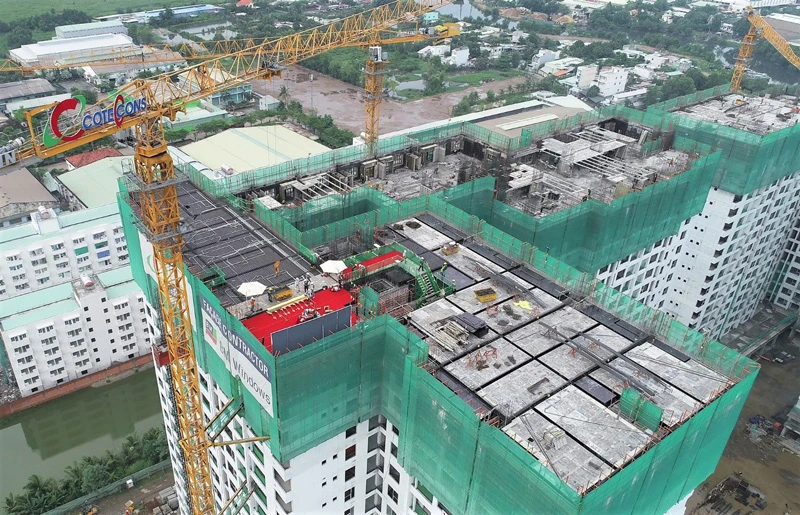 Dự án Akari City vượt tiến độ thi công, chính thức cất nóc giai đoạn 1