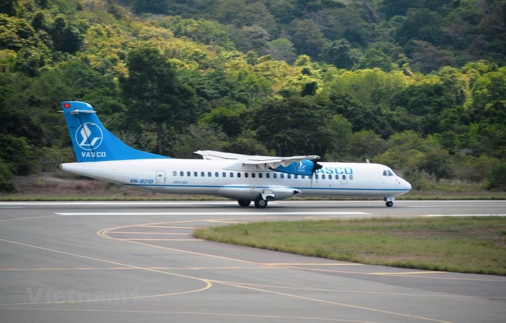 Tàu bay ATR72 của hãng hàng không VASCO. (Ảnh: Việt Hùng/Vietnam+)