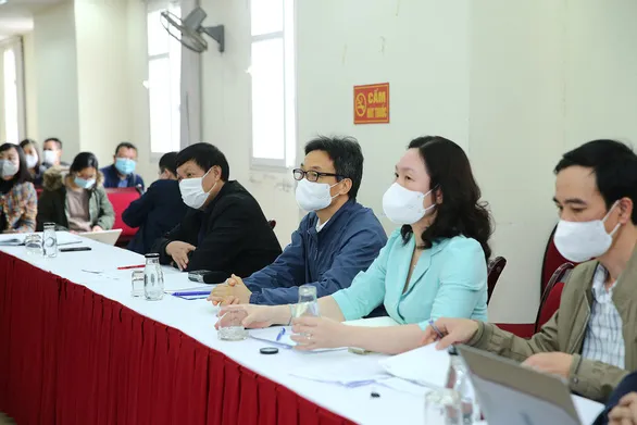 Phó thủ tướng Vũ Đức Đam đề nghị Hà Nội lấy mẫu xét nghiệm đến F3 - Ảnh 3. Phó thủ tướng Vũ Đức Đam đề nghị Hà Nội lấy mẫu xét nghiệm đến F3 - Ảnh 3.