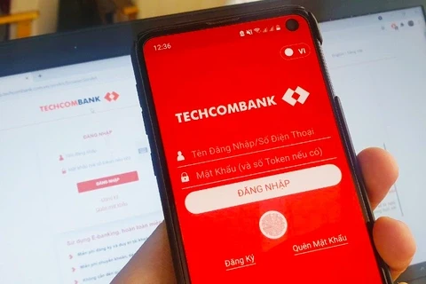 Sếp Techcombank hứa không để khách hàng phàn nàn về hệ thống