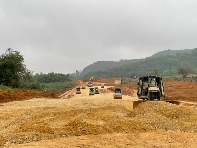 5 dự án thành phần còn lại của tuyến cao tốc Bắc-Nam phía đông sẽ được khởi công trong năm nay. Ảnh: VGP.