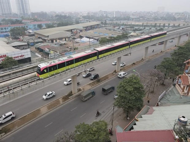 Đoàn tàu đầu tiên của tuyến đường sắt đô thị Nhổn-ga Hà Nội đã chính thức lăn bánh để bước vào giai đoạn chạy thử nghiệm. (Ảnh: MRB cung cấp)