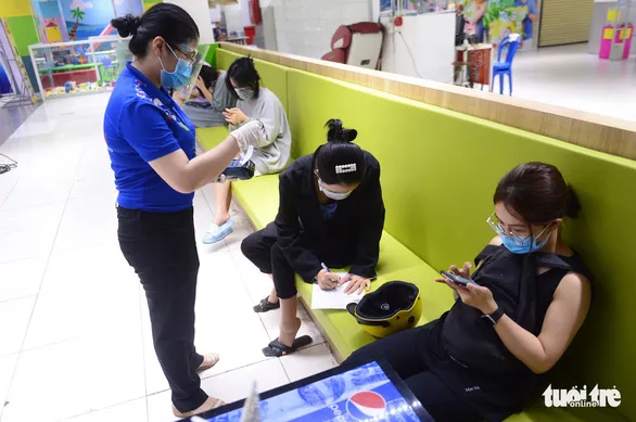 Đến siêu thị ngồi chơi, có người đi mua giúp - Ảnh 6. Đến siêu thị ngồi chơi, có người đi mua giúp - Ảnh 6.