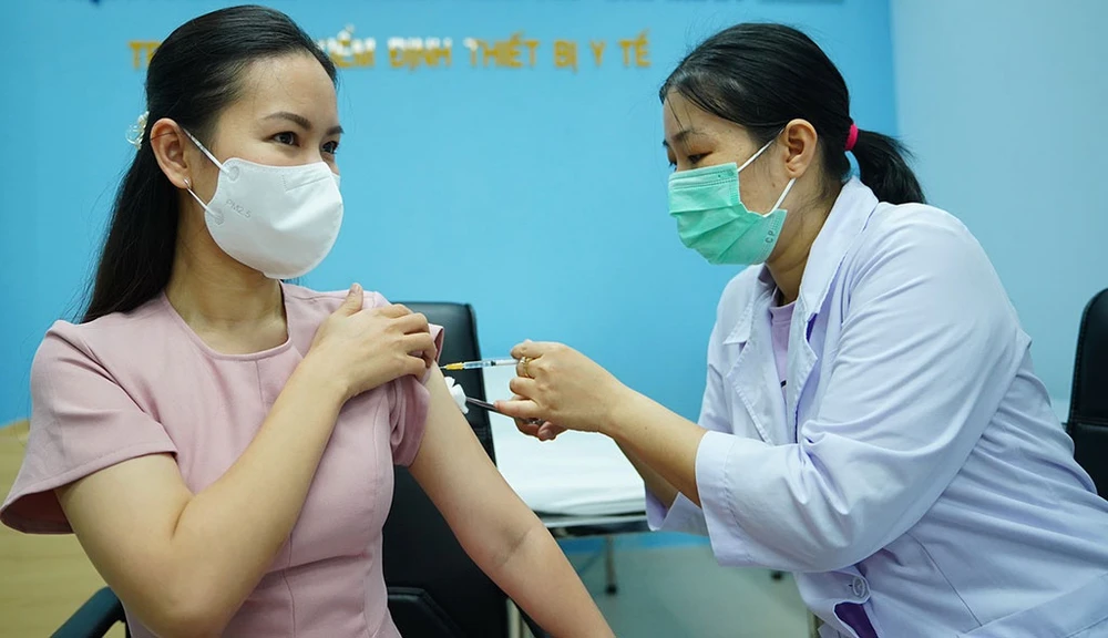 Đảm bảo an toàn, đạt mục tiêu 70% dân số được tiêm vaccine Covid-19