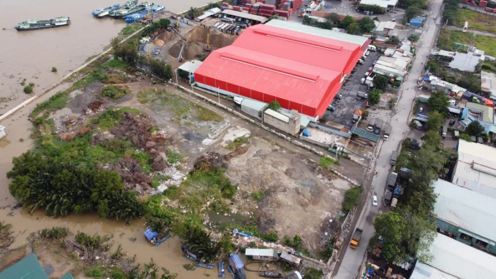 Khu đất thứ tám là của một doanh nghiệp tư nhân (Công ty CP Thương mại và xây dựng Thành Hiếu). Năm 2014, công ty này được TP giao diện tích gần 29.000 m2 để thực hiện dự án nhà ở Thành Hiếu.