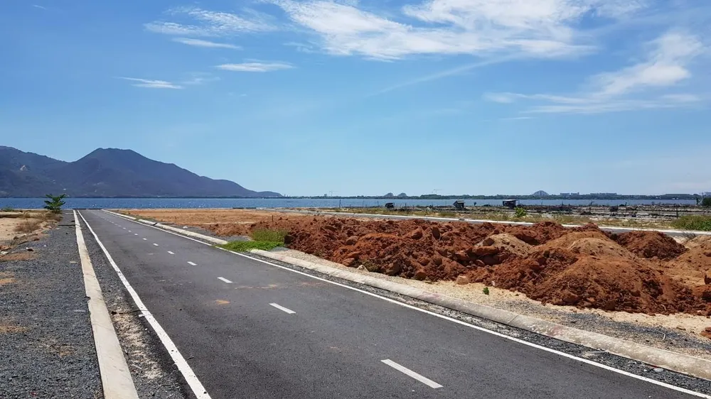 Khánh Hòa: Dừng chuyển mục đích sử dụng đất ở Cam Lâm sau khi bị thổi giá - ảnh 2