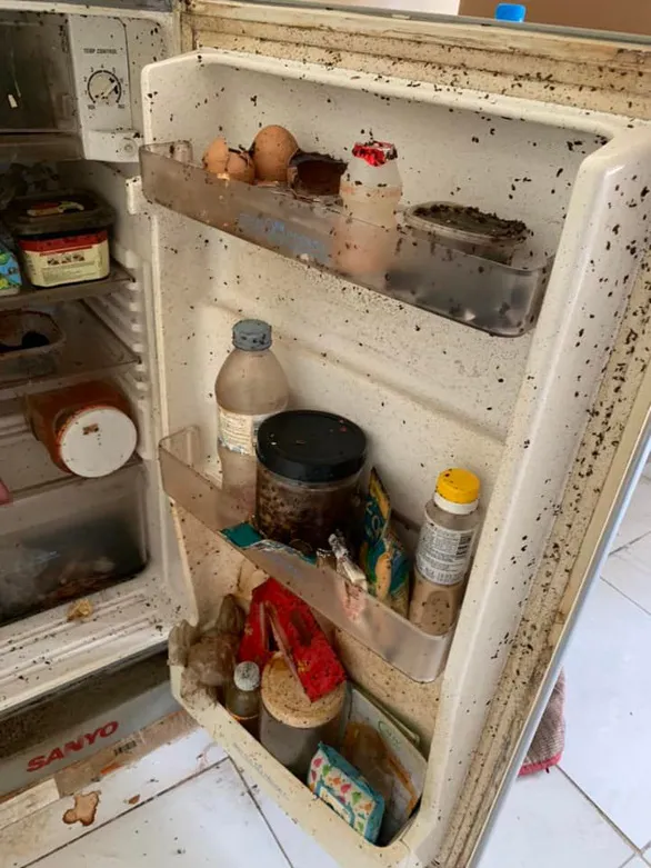 Nhận phòng ký túc xá, sinh viên choáng váng trước thực tế không thể tưởng tượng - Ảnh 2. Nhận phòng ký túc xá, sinh viên choáng váng trước thực tế không thể tưởng tượng - Ảnh 2.