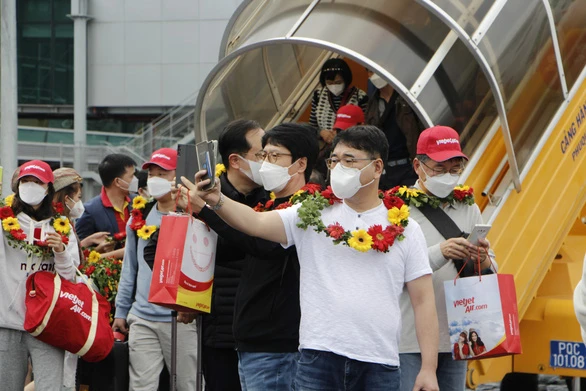 Mở cửa du lịch sau 15-3, Bộ Y tế đòi ‘an toàn tuyệt đối’, nhiều công ty du lịch than khó đón khách - Ảnh: TL