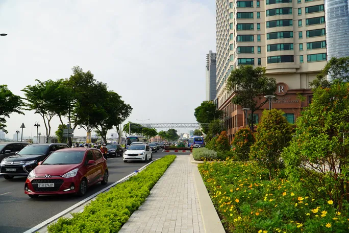 TP HCM bao giờ chấm dứt tình trạng thiếu chỗ gửi xe? - Ảnh 2. TP HCM bao giờ chấm dứt tình trạng thiếu chỗ gửi xe? - Ảnh 2.