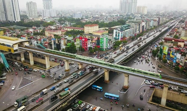 Vận hành tuyến đường sắt đô thị Cát Linh-Hà Đông. (Ảnh: Huy Hùng/TTXVN)