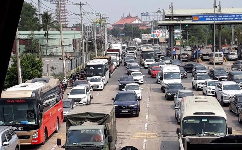 Cao tốc Biên Hòa - Vũng Tàu giai đoạn 1 giúp phá thế “độc đạo” của Quốc lộ 51 quá tải nhiều năm.