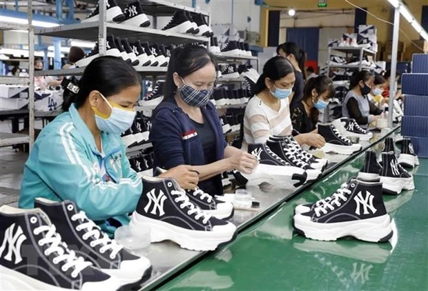 Ngành dệt may-da giày ứng phó tình trạng sụt giảm đơn hàng hình ảnh 2 Nganh det may-da giay ung pho tinh trang sut giam don hang hinh anh 2
