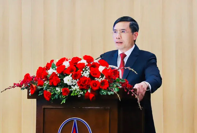 Ông Phạm Đức Ấn, Chủ tịch HĐTV Agribank phát biểu tại buổi lễ Ông Phạm Đức Ấn, Chủ tịch HĐTV Agribank phát biểu tại buổi lễ