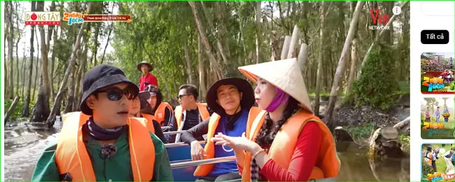 Nhóm nghệ sĩ trong Chương trình 2 ngày 1 đêm ngỡ ngàng trước vẻ đẹp Trà Sư Nhóm nghệ sĩ trong Chương trình 2 ngày 1 đêm ngỡ ngàng trước vẻ đẹp Trà Sư