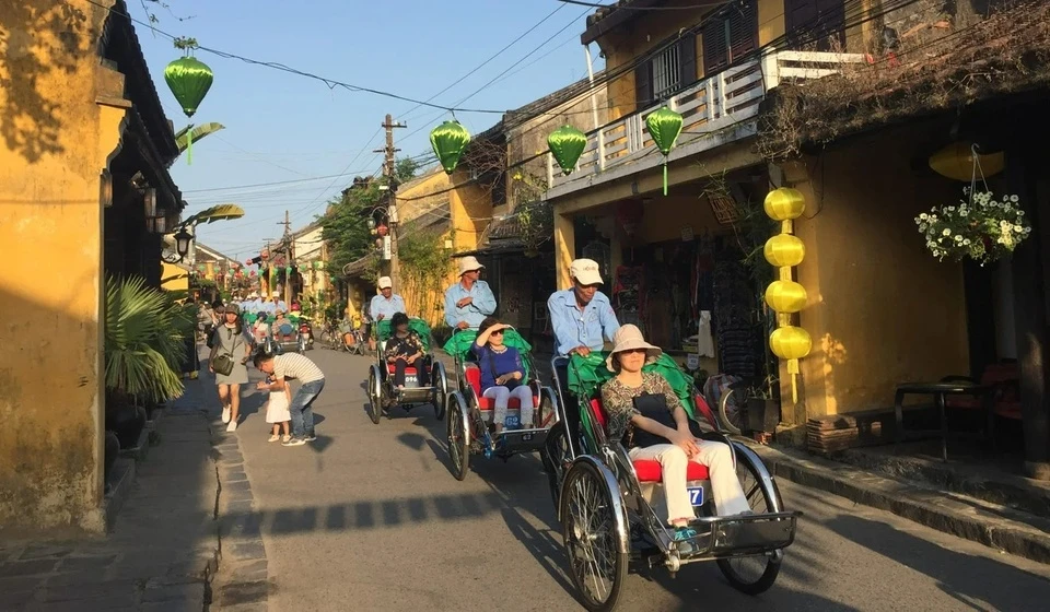 Ngày càng đông du khách Hàn Quốc đến Việt Nam du lịch. Ảnh: SCMP. 