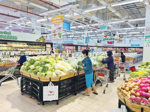 Tính chung quý I/2023, tổng mức bán lẻ hàng hóa và doanh thu dịch vụ tiêu dùng ước đạt tăng 13,9% so với cùng kỳ năm trước. (Ảnh minh họa - Ảnh: Báo Đầu tư)