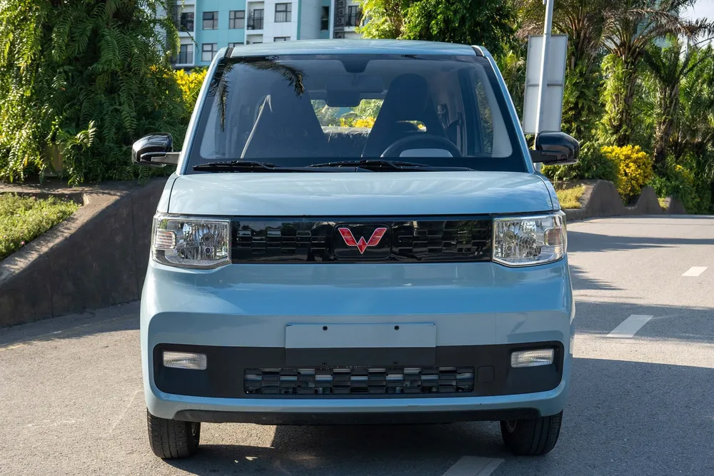 Hongguang Mini EV có ít nhất 2 phiên bản tại Việt Nam. Ảnh: Chí Vũ.