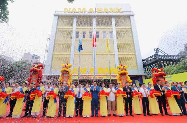 Lễ cắt băng khai trương Nam A Bank Bắc Ninh