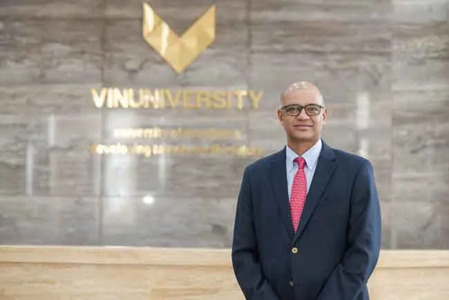 Giáo sư Rohit Verma – Hiệu trưởng trường đại học VinUni Giáo sư Rohit Verma – Hiệu trưởng trường đại học VinUni