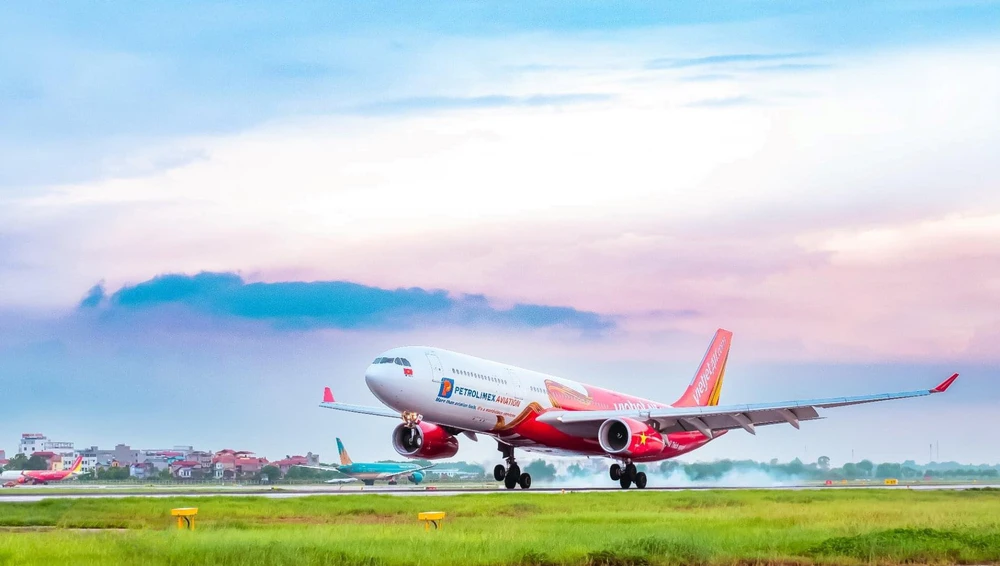 Chào ngày đôi 7/7, Vietjet tung 2 triệu vé bay giảm đến 77%