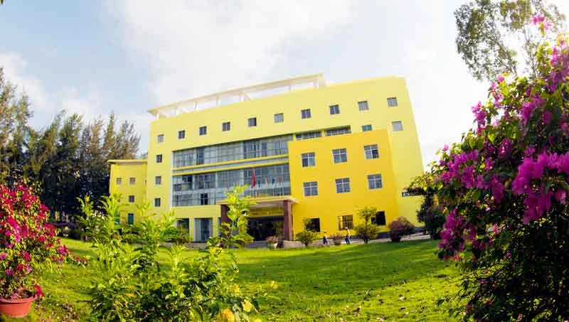 Trường đại học Trà Vinh.