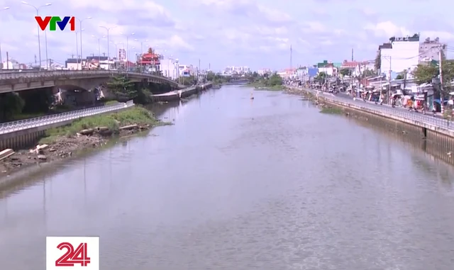 TP Hồ Chí Minh: Đổi màu những dòng kênh đen