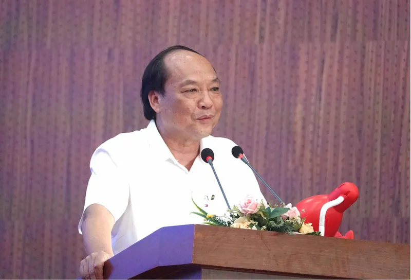 Ông Đỗ Xuân Diện, Chủ tịch HĐTV Công ty Do Holdings; Chủ tịch CTCP Bapi Hoàng Anh Gia Lai phát biểu. Ông Đỗ Xuân Diện, Chủ tịch HĐTV Công ty Do Holdings; Chủ tịch CTCP Bapi Hoàng Anh Gia Lai phát biểu.