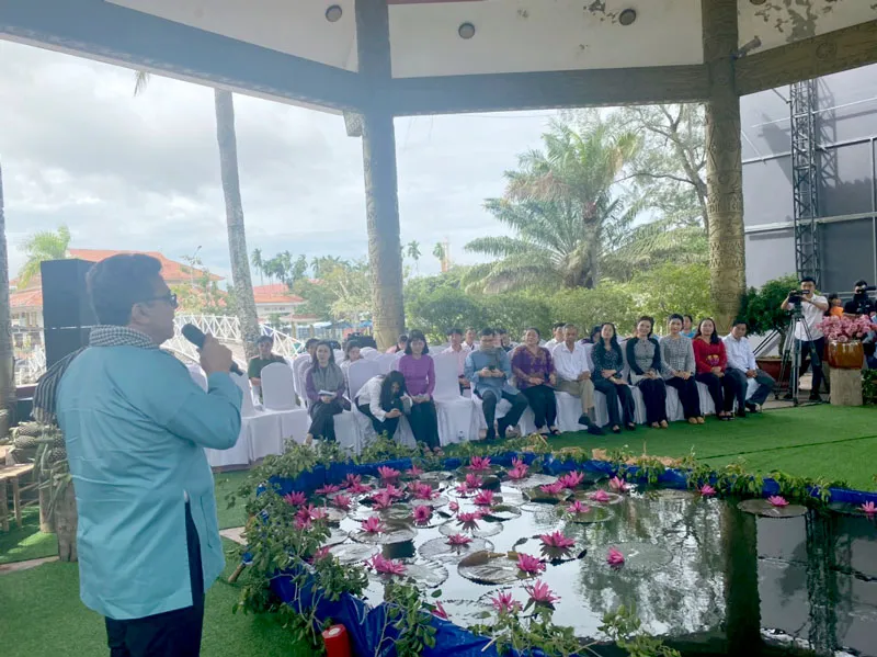 Ngài Saadi Salama - Đại sứ đặc mệnh toàn quyền Palestine tại Việt Nam Ngài Saadi Salama - Đại sứ đặc mệnh toàn quyền Palestine tại Việt Nam