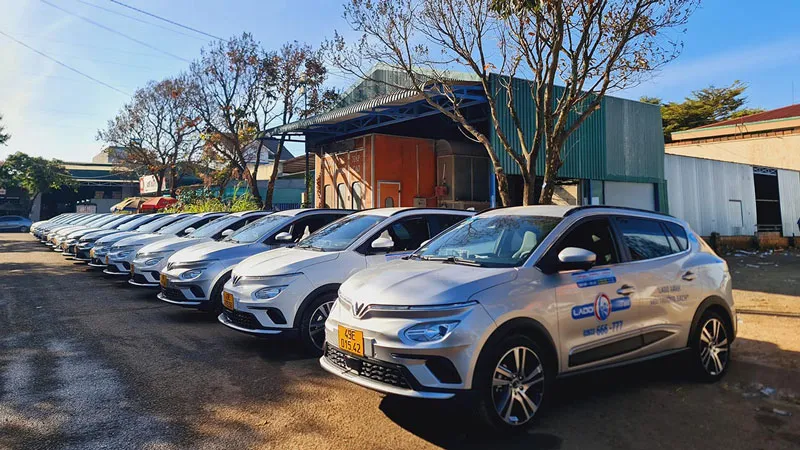 Dàn xe điện của VinFast VF e34 của taxi Lado. Dàn xe điện của VinFast VF e34 của taxi Lado.