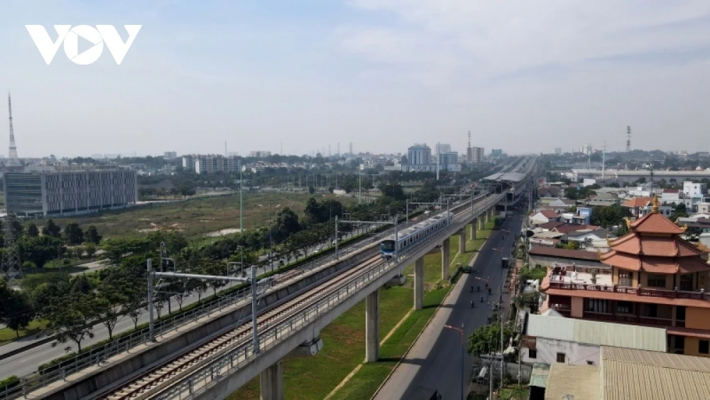 Metro 1 TPHCM hiện đạt trên 96% tổng khối lượng