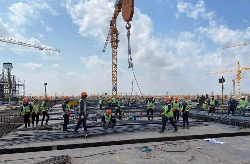 Ông Dương Quang Điện - Phó giám đốc thường trực Ban Quản lý dự án Sân bay Long Thành cho biết, hiện nay tiến độ thi công các gói thầu đang rất tốt. Theo dự báo, khoảng 1 tháng nữa, Đồng Nai sẽ bước vào thời điểm mùa mưa. Do đó, trong khoảng thời gian còn lại của mùa khô, các nhà thầu cũng đang tập trung đẩy nhanh tiến độ. Ông Dương Quang Điện - Phó giám đốc thường trực Ban Quản lý dự án Sân bay Long Thành cho biết, hiện nay tiến độ thi công các gói thầu đang rất tốt. Theo dự báo, khoảng 1 tháng nữa, Đồng Nai sẽ bước vào thời điểm mùa mưa. Do đó, trong khoảng thời gian còn lại của mùa khô, các nhà thầu cũng đang tập trung đẩy nhanh tiến độ.
