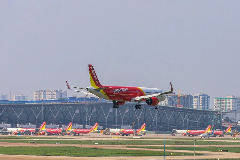 Vietjet lì xì hàng trăm ngàn vé bay giảm 100%