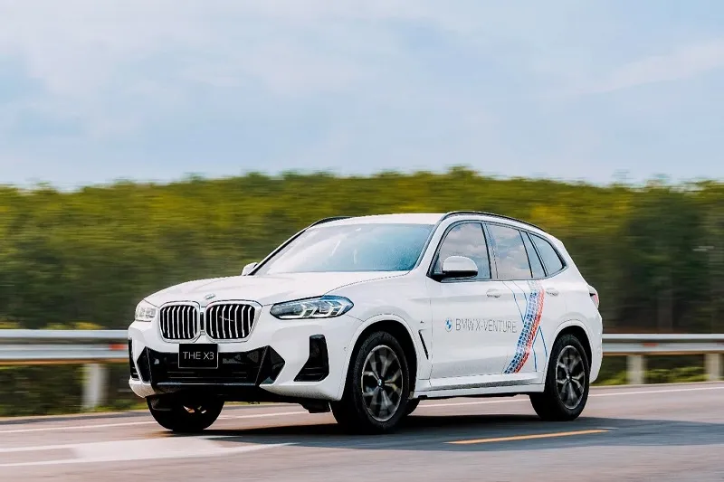 BMW X3 sở hữu không gian rộng rãi cùng khả năng vận hành ấn tượng Thaco14.jpg