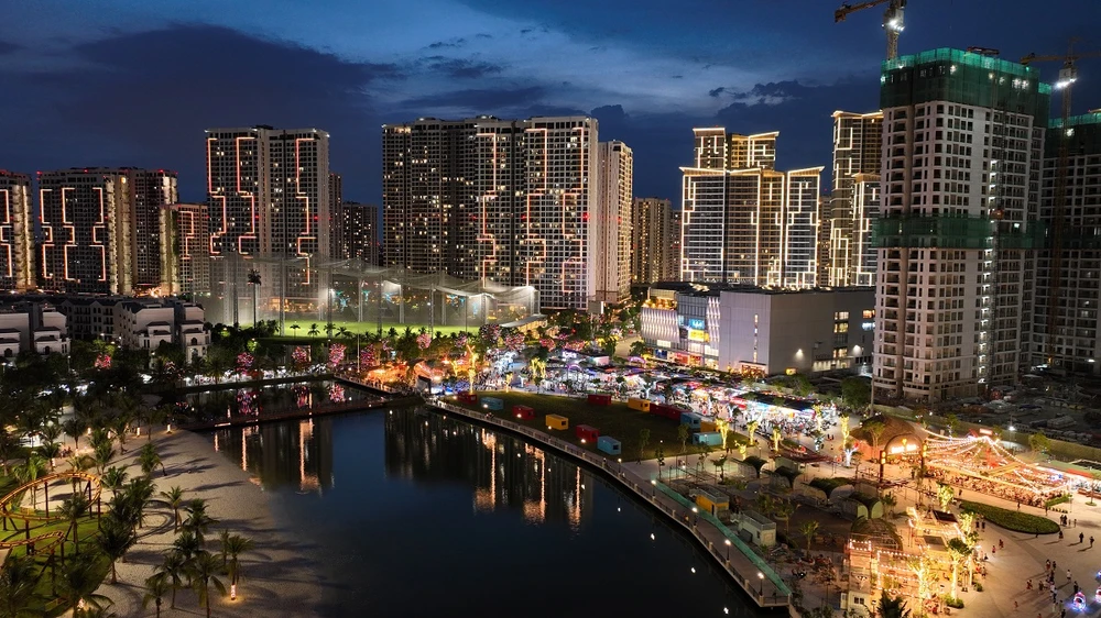 Dòng tiền đang đổ vào BĐS khu Đông TP HCM với những điểm sáng như Vinhomes Grand Park A1 (1).JPG