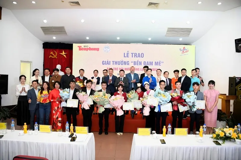 Những gương mặt trẻ tài năng và bản lĩnh được vinh danh và trao thưởng tại giải thưởng “Bền Đam Mê” 1 (2).jpg