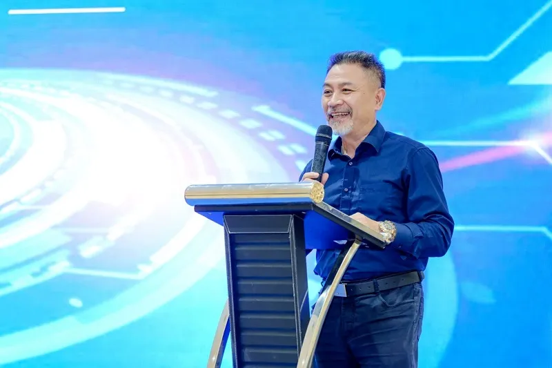TS. Tôn Quang Cường nhận định Vinschool tiên phong xây dựng chuẩn năng lực AI là bước tiến chiến lược, thể hiện tầm nhìn giáo dục số. Anh 5.jpg