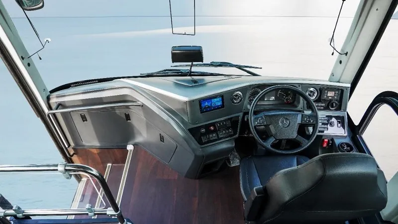 Mẫu xe được nâng cấp với hàng loạt tính năng an toàn cao cấp BusTha13.jpg