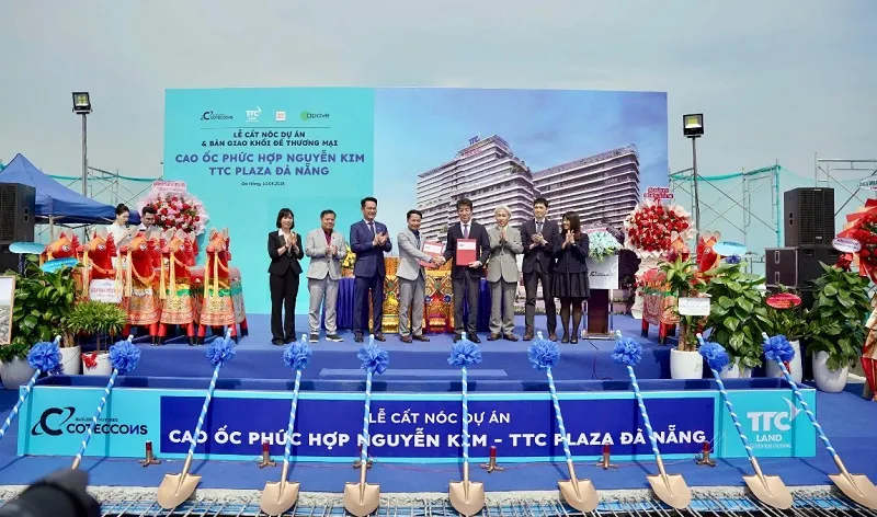 Việc bàn giao đúng hạn khối đế thương mại dự án TTC Plaza Đà Nẵng cho AeonMall Việt Nam đã mang lại nguồn thu lớn trong quý II TTC12.jpg