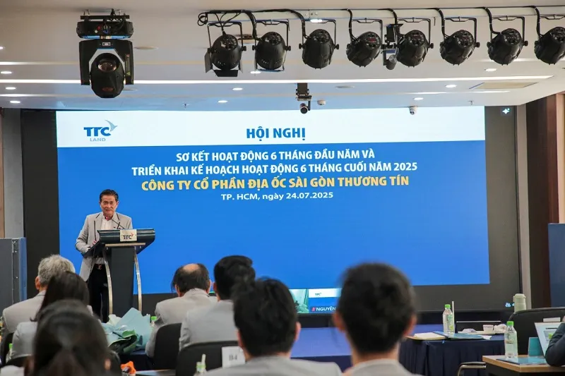 Ông Đặng Văn Thành phát biểu chỉ đạo tại hội nghị sơ kết 6 tháng đầu năm TTC13.jpg