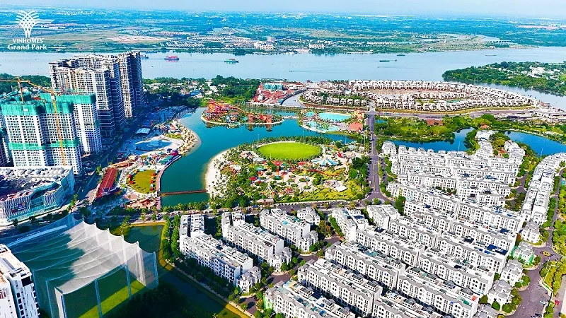 Vinhomes Grand Park đã đi vào vận hành với hơn 70.000 cư dân, tạo đà bứt phá cho mô hình shop khối đế A2 (9).jpg