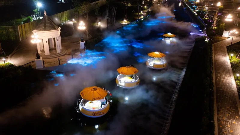 Dòng sông Ánh sáng tại T&T City Millennia. anhsang13.jpg