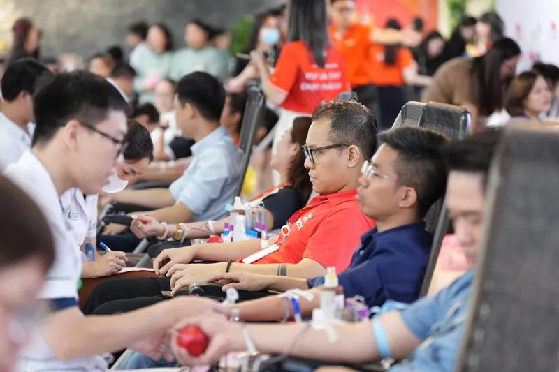 Hàng trăm người đăng ký tham gia - con số biết nói về sức mạnh lan tỏa của lòng nhân ái. Rox.jpg