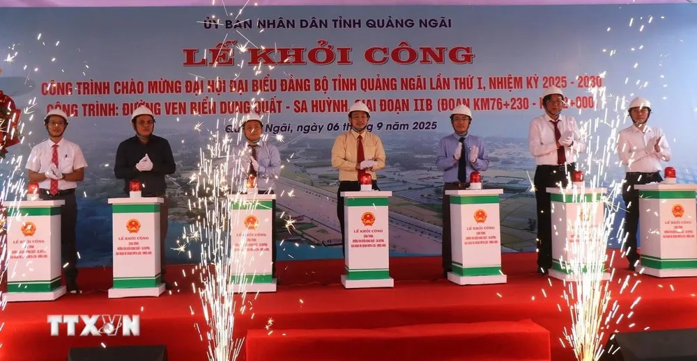 Khởi công Dự án đường ven biển Dung Quất-Sa Huỳnh