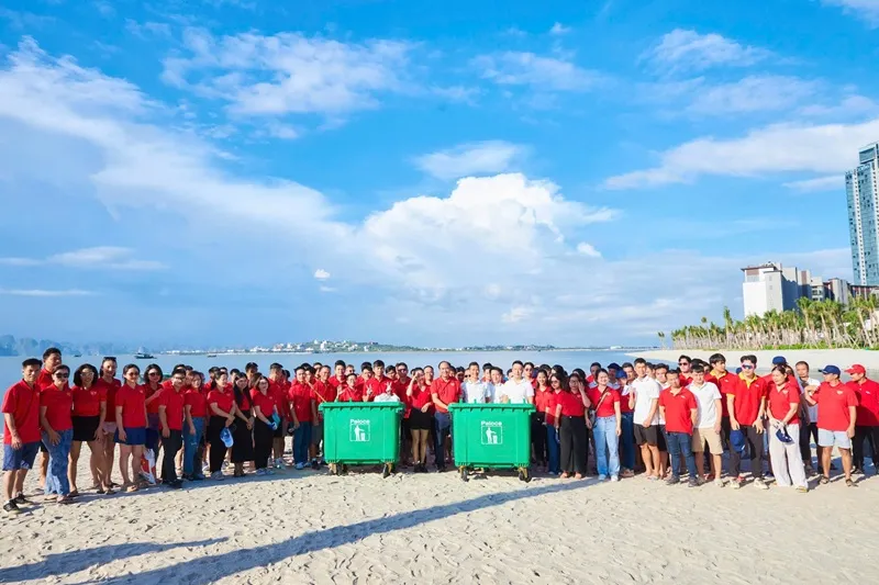 Kiên định với mục tiêu phát triển bền vững, nhiều năm qua Vietjet đã không ngừng đồng hành trong các hoạt động bảo vệ môi trường A8.jpg