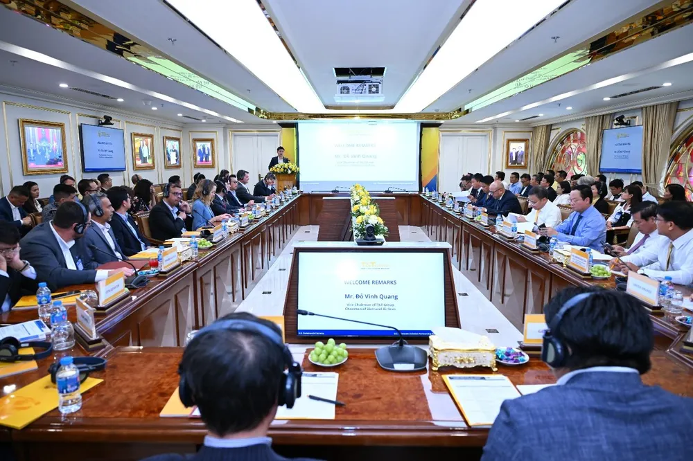 Quang cảnh buổi tọa đàm. TT12.jpg