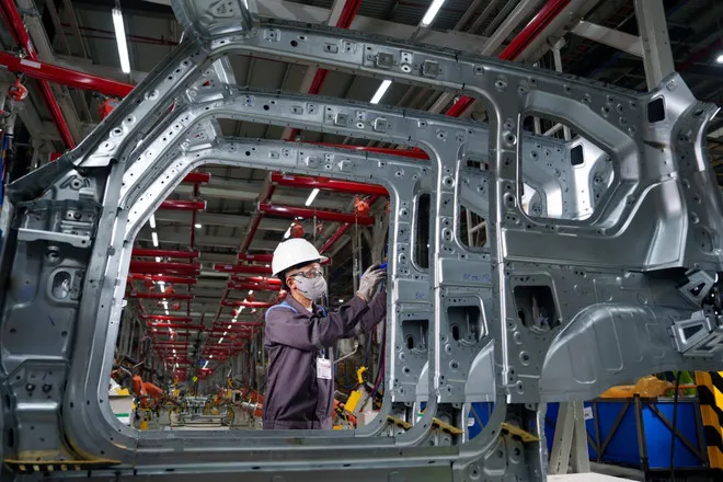 Với việc ra đời VinMetal, Tập đoàn Vingroup hướng tới chủ động nguồn cung thép chất lượng cao cho các dự án công nghiệp, năng lượng và hạ tầng giao thông trong tương lai. Với việc ra đời VinMetal, Tập đoàn Vingroup hướng tới chủ động nguồn cung thép chất lượng cao cho các dự án công nghiệp, năng lượng và hạ tầng giao thông trong tương lai.